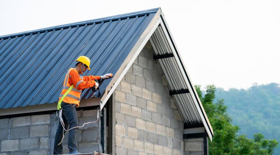 Professional residential roofers in Reedsville, OH